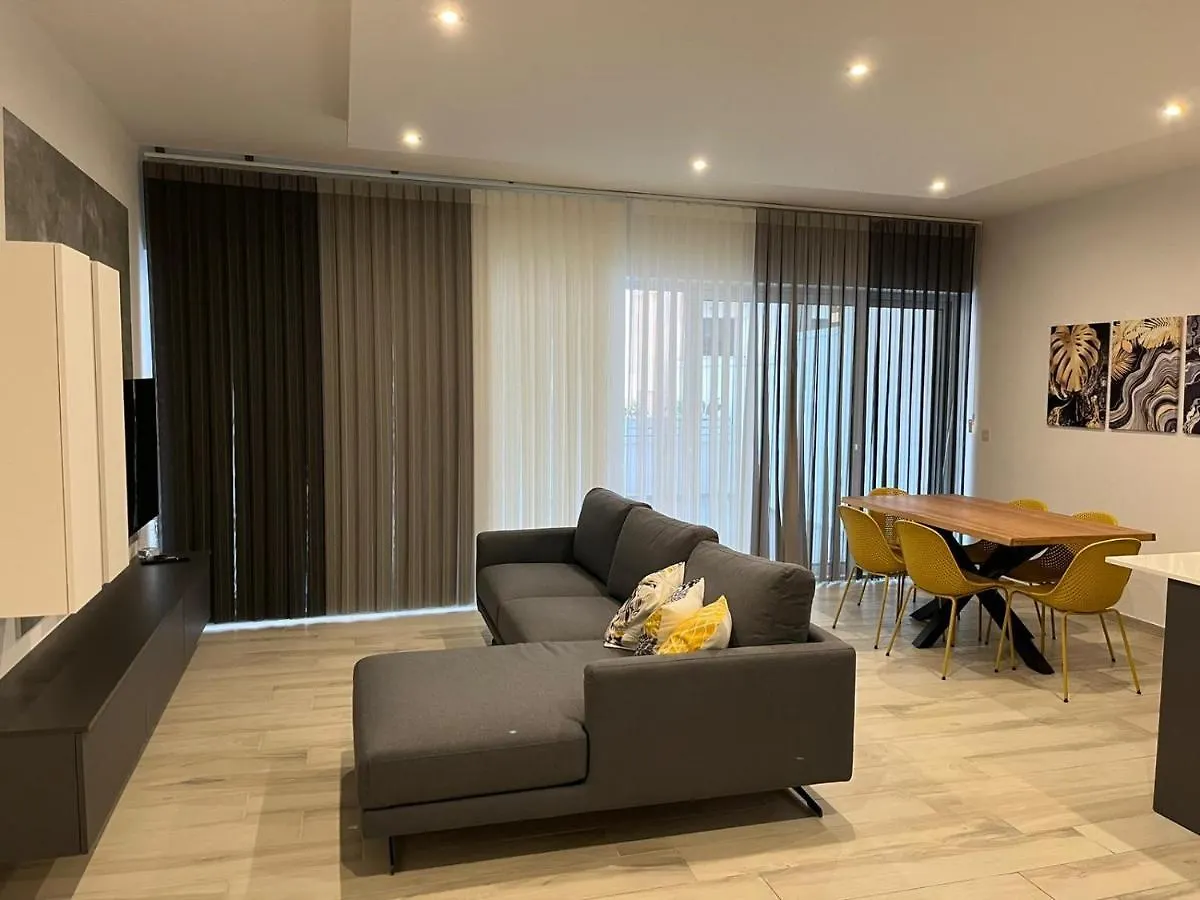 Ballutta Apartment Saint Julian's